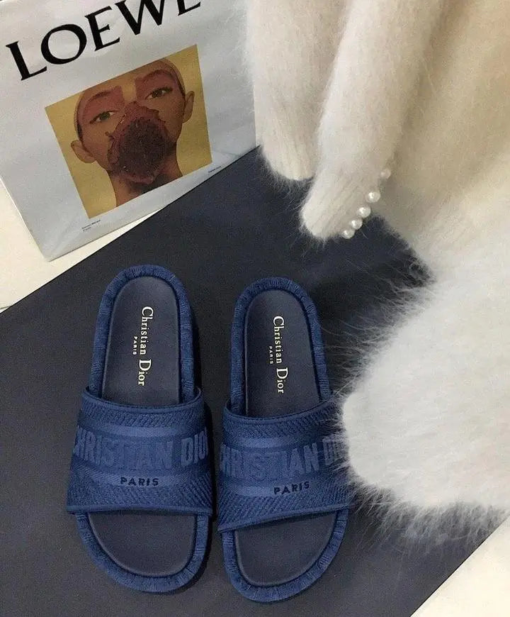 Christian Dior Femmes D-Way Kaleidiorscopic Embroidered Cotton Slide Sandals New Metroutfits