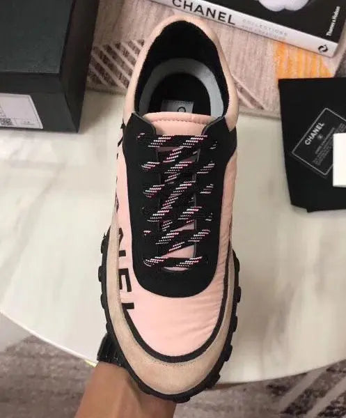 Chanel Sneaker Femme Unisex New With Box Metroutfits