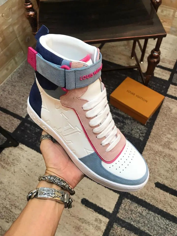 Louis Vuitton Sneaker New with Tag for Men & Women Metroutfits