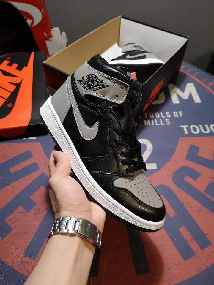 Nike Air Jordan 1 Retro 4 x Off-White Black Grey Sneakers Metroutfits