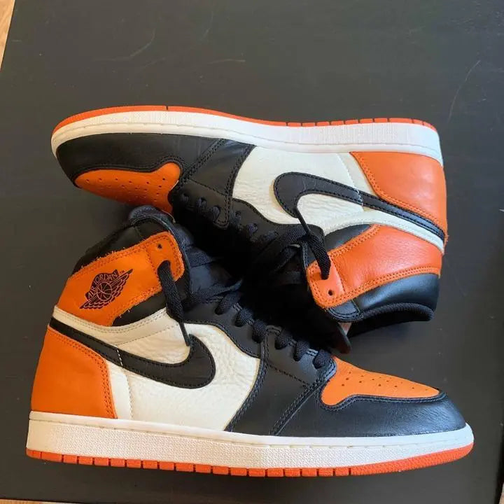 Nike Air Jordan 1 Retro High Shattered Backboard Sneakers New Metroutfits