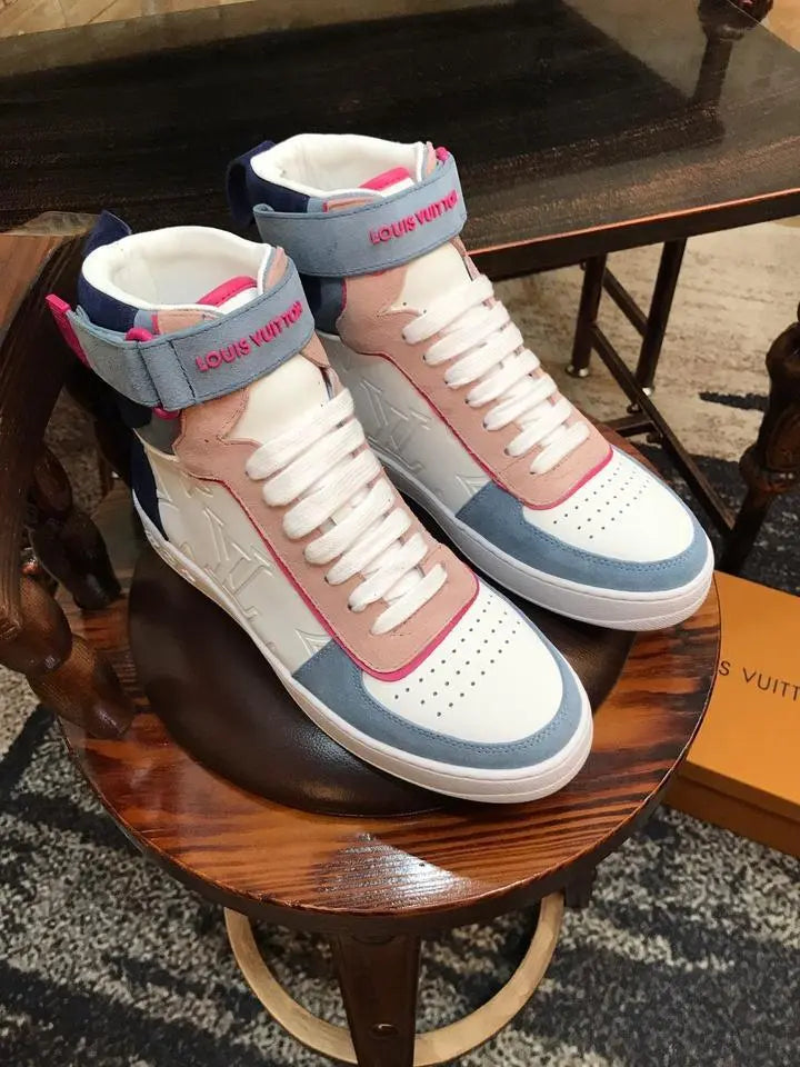 Louis Vuitton Sneaker New with Tag for Men & Women Metroutfits
