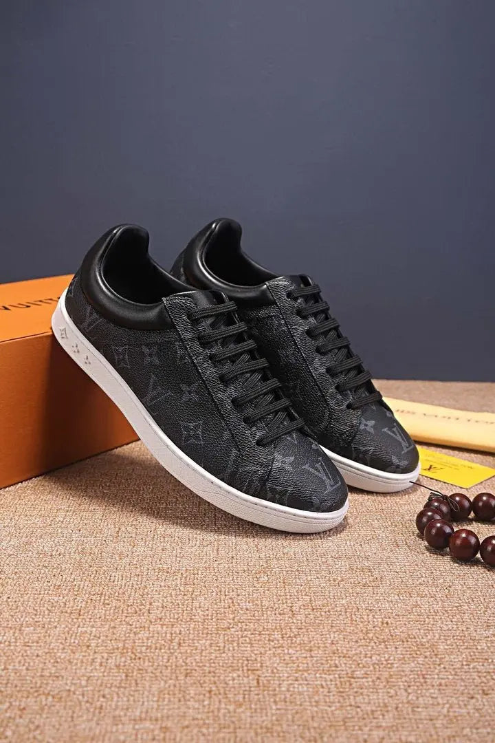 Louis Vuitton Men’s & Women’s Authentic Sneakers New Metroutfits