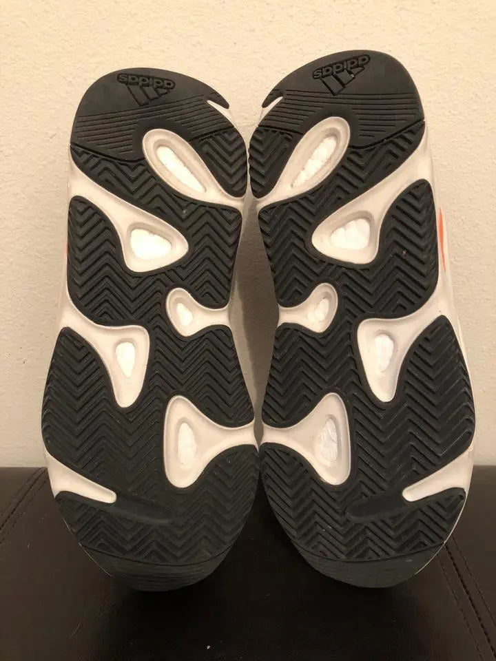 Adidas Yeezy 700 Men's Sneaker Multicolor Metroutfits