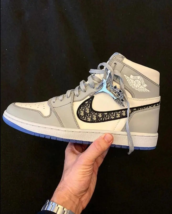 DIOR X NIKE - AIR JORDAN 1 - chic tread