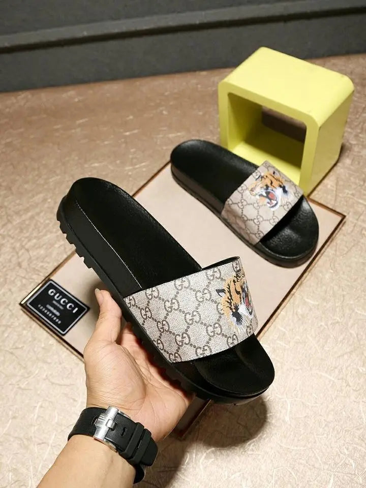 Gucci Men’s GG Supreme Tiger Slide Sandals Brown Metroutfits
