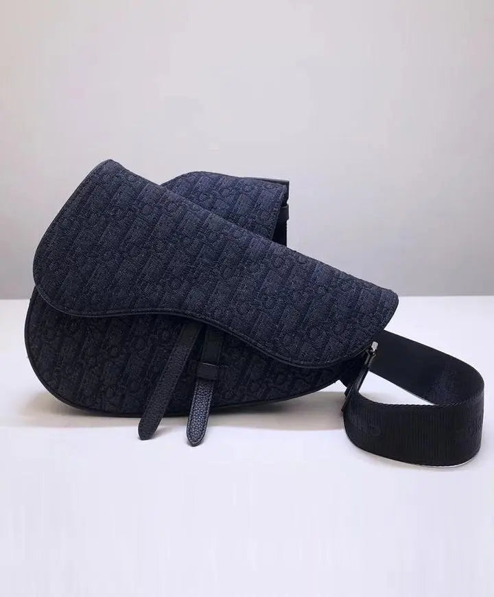 Christian Dior Saddle Bag – Oblique Shoulder Bag Metroutfits