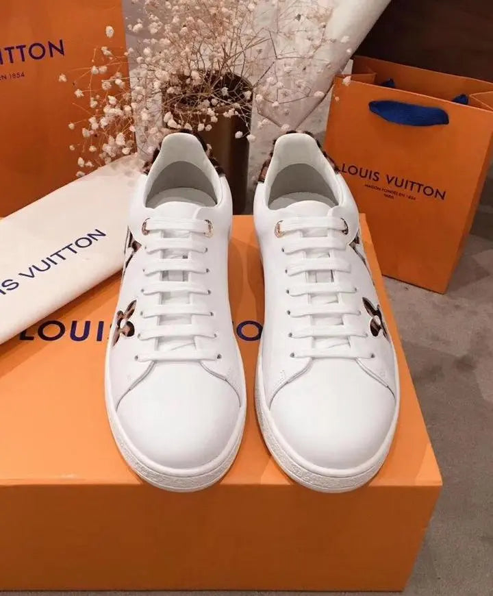 Louis Vuitton White Sneakers Metroutfits