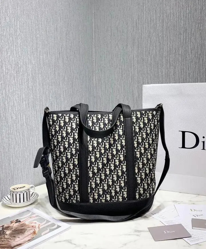 Christian Dior Oblique Tote Shoulder Bag – New with Tag and Original Box Metroutfits