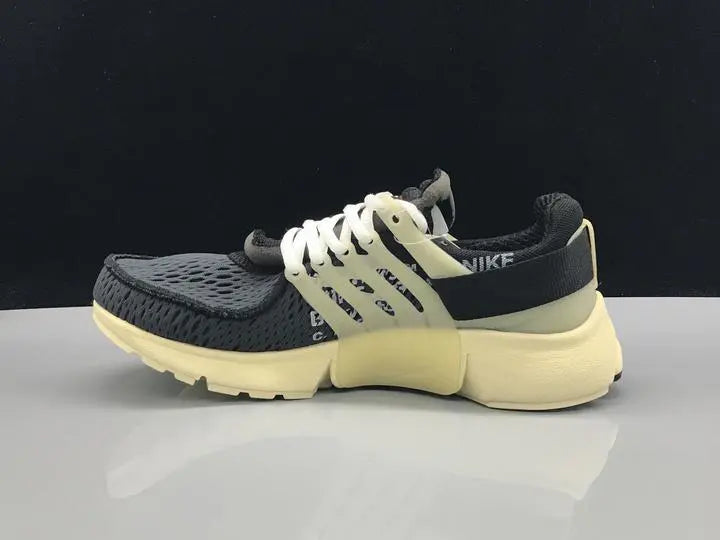 Off-White Black White Sneaker New with Tag and Box Metroutfits
