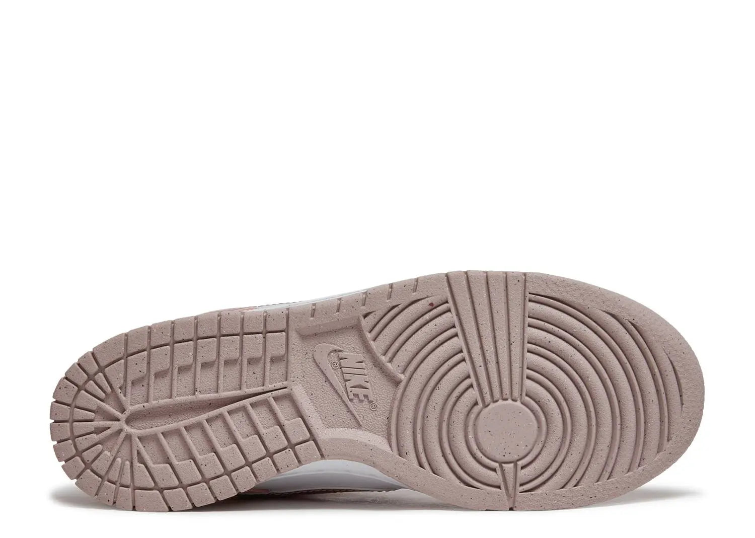 Nike Dunk Low GS Sneaker “Pink Velvet” Edition Metroutfits