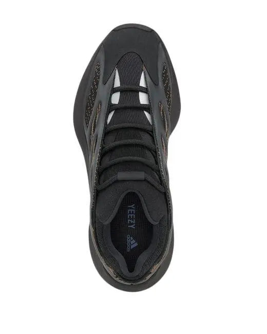 Adidas Yeezy 700 V3 Clay Brown – Unisex Metroutfits